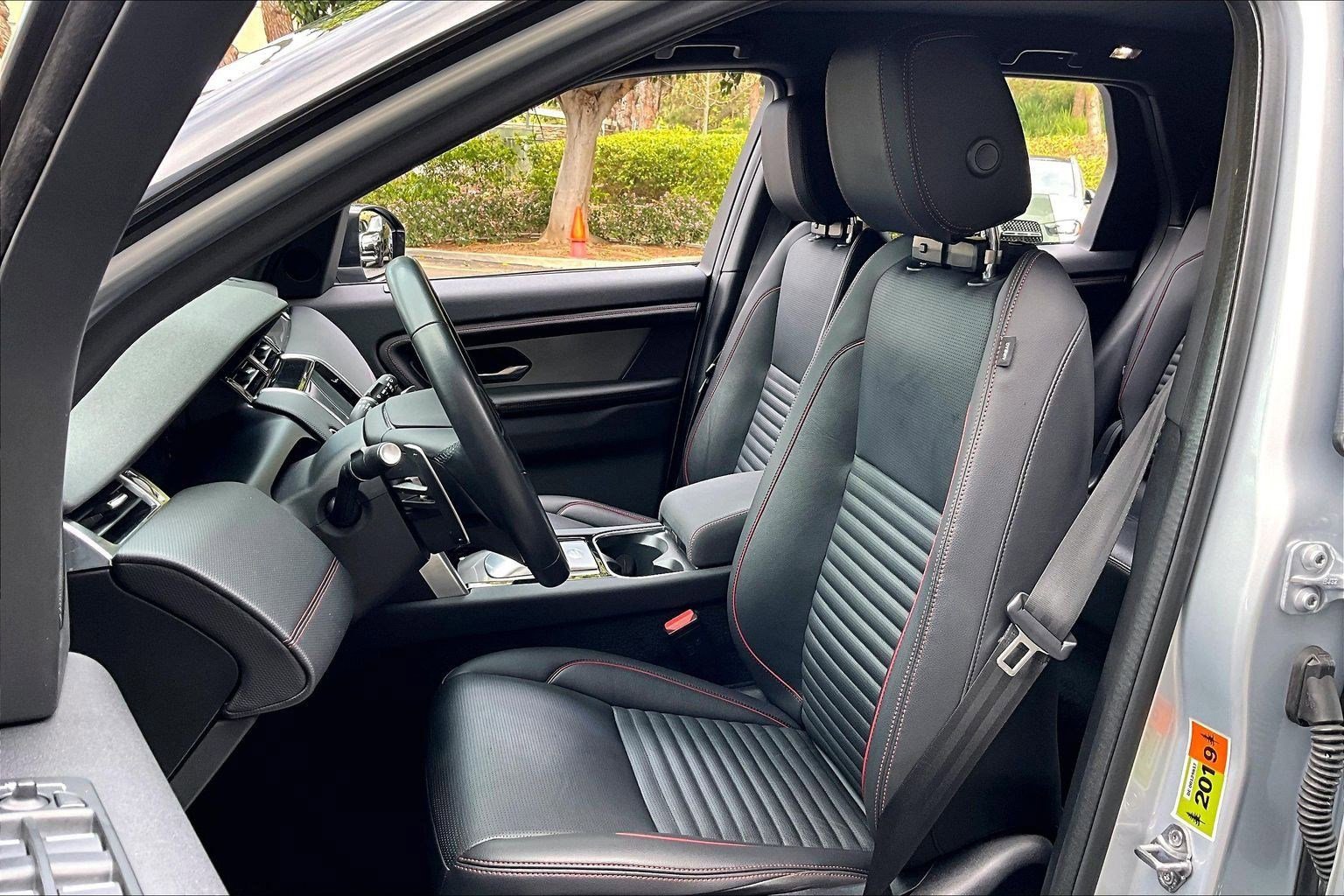 Used 2023 Land Rover Discovery Sport S R-Dynamic image 5