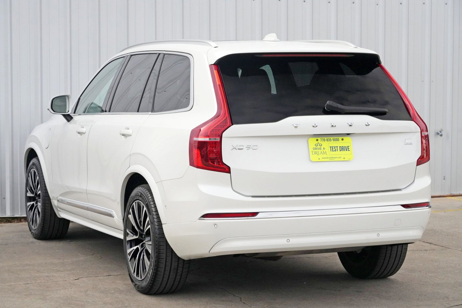 Used 2024 Volvo XC90 T8 Plus image 52