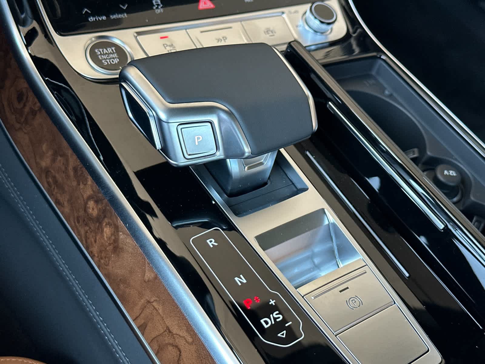New 2026 Audi A8 L 3.0T AWD/4WD image 21