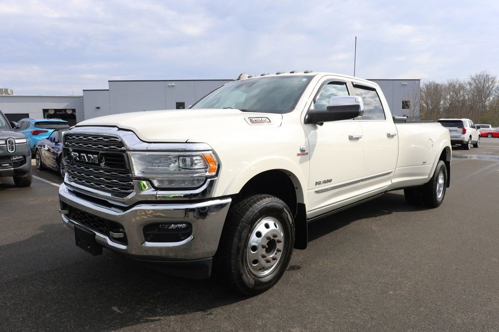 Used 2022 RAM 3500 Limited image 1