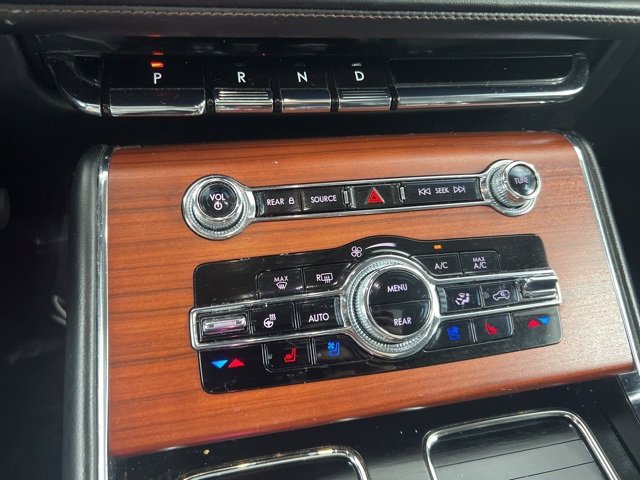 Used 2021 Lincoln Aviator Reserve w/ Equipment Group 201A image 18