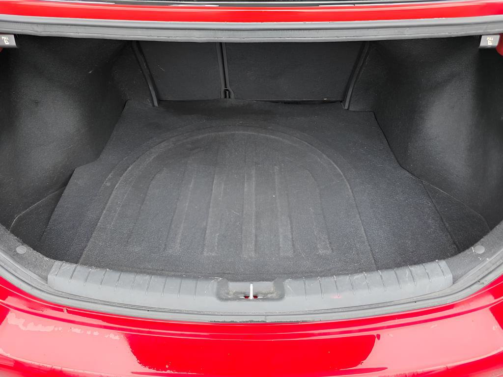 Used 2017 Hyundai Elantra SE image 14