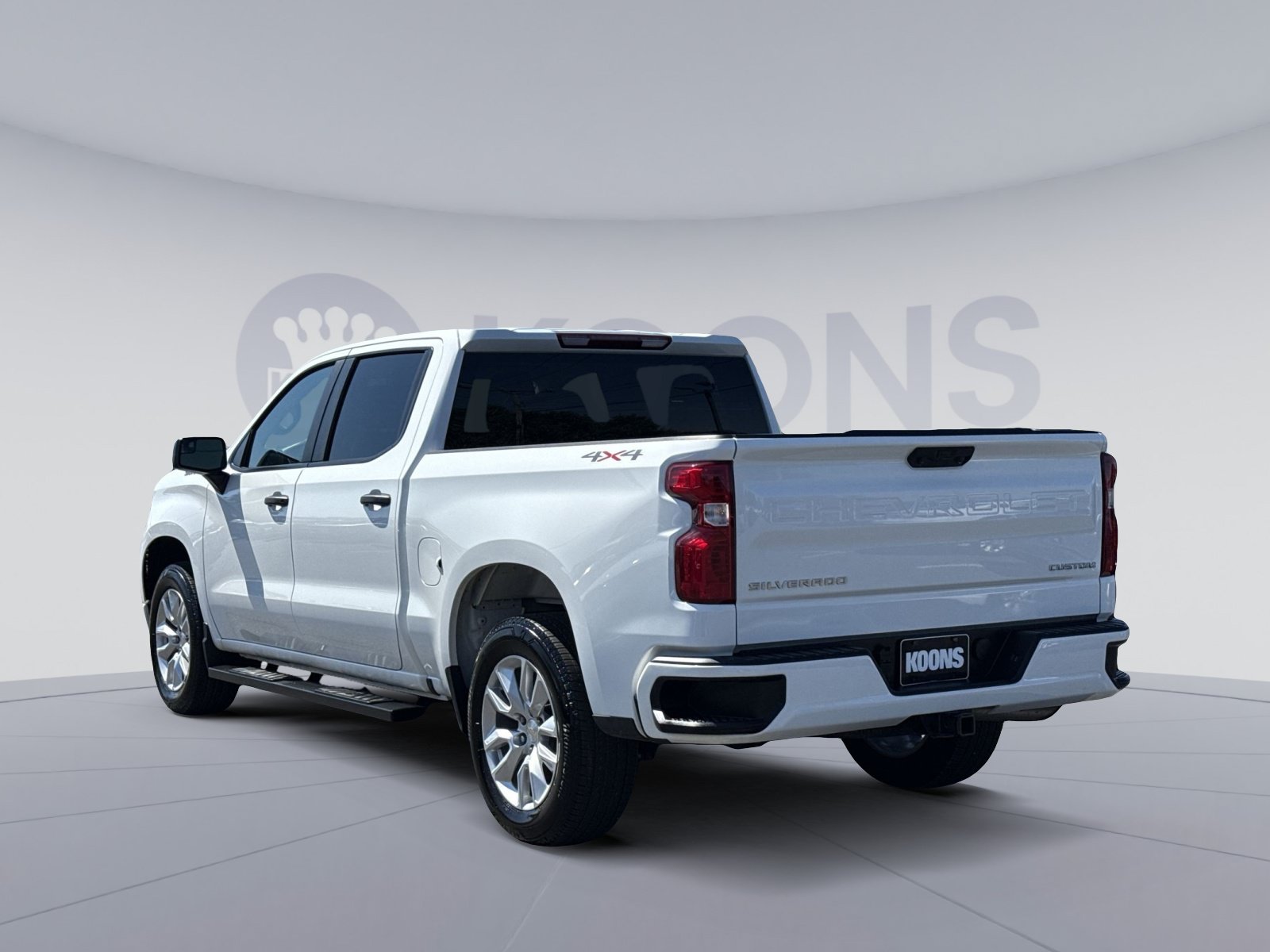 Used 2024 Chevrolet Silverado 1500 Custom AWD/4WD image 4