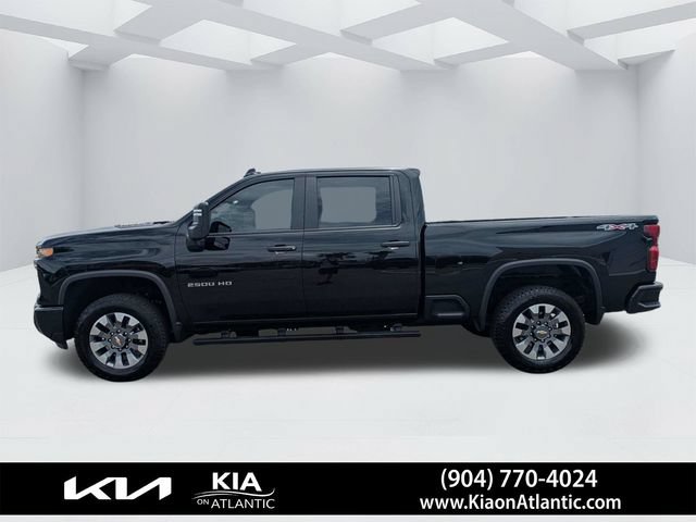 Used 2025 Chevrolet Silverado 2500 Custom AWD/4WD image 6