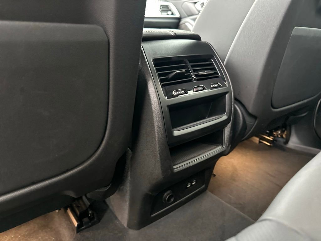 Certified 2024 BMW X5 xDrive40i w/ Premium Package image 26