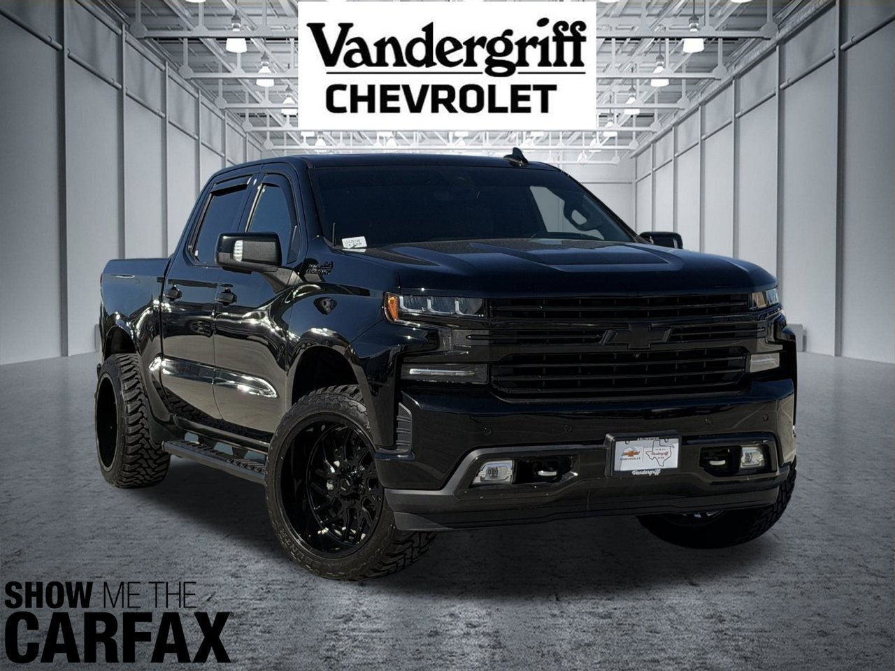 Used 2020 Chevrolet Silverado 1500 High Country w/ Technology Package AWD/4WD image 2