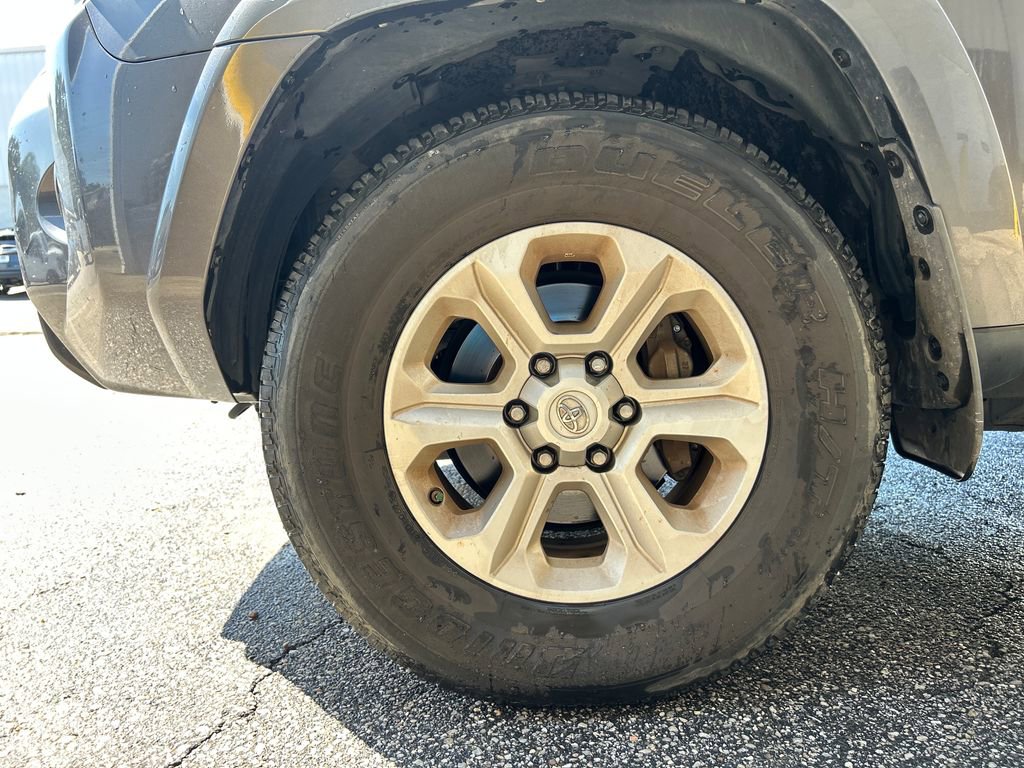 Used 2021 Toyota 4Runner SR5 RWD image 7