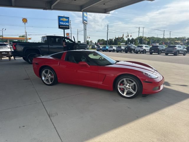 Used 2006 Chevrolet Corvette Coupe RWD image 3