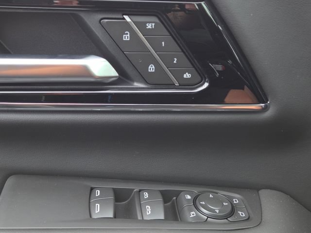 New 2026 GMC Yukon Elevation w/ Elevation Premium Package AWD/4WD image 30