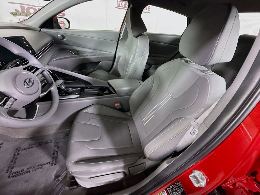 Certified 2022 Hyundai Elantra SEL w/ Cargo Package image 24
