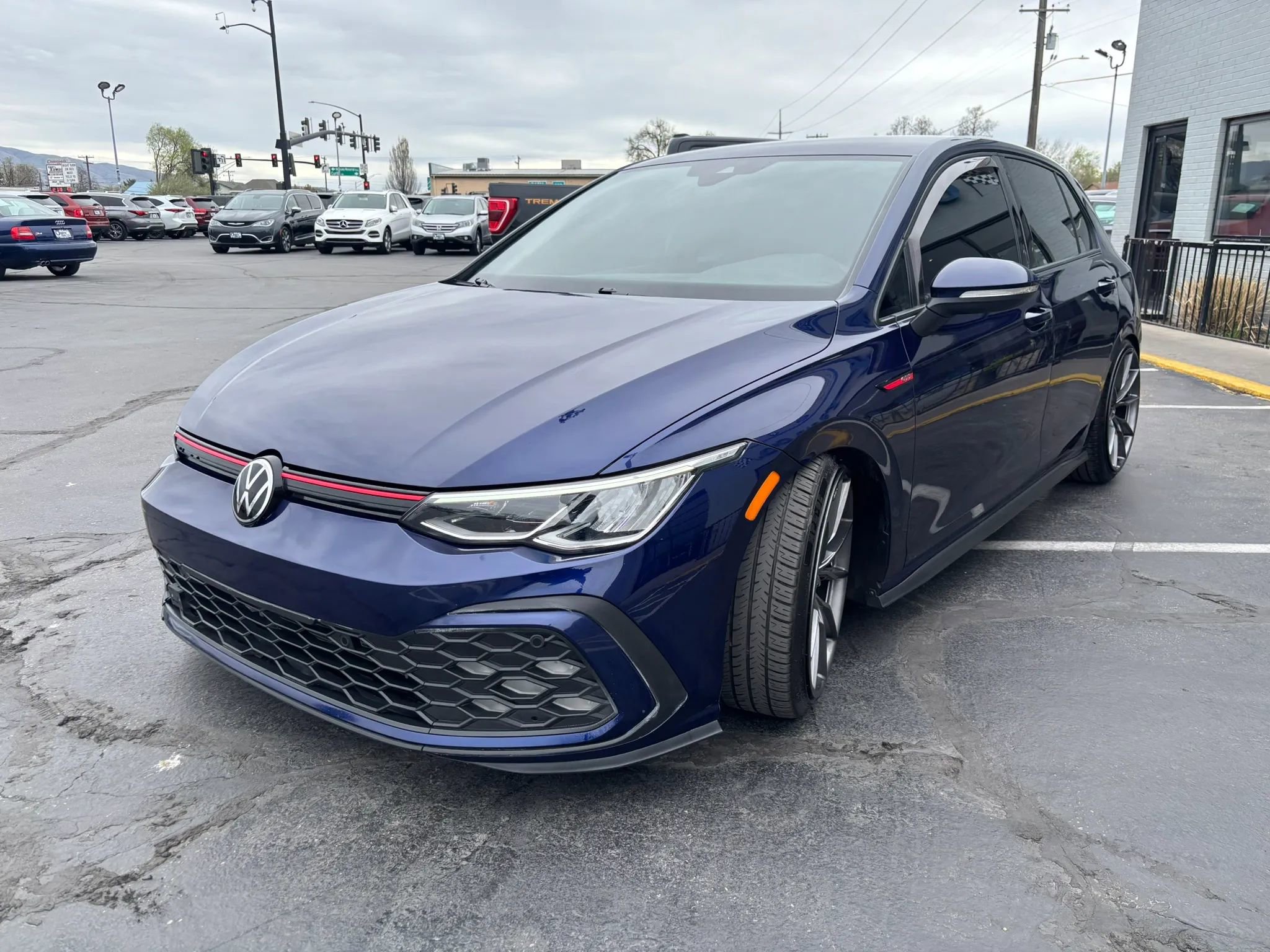 Used 2022 Volkswagen GTI S FWD image 3