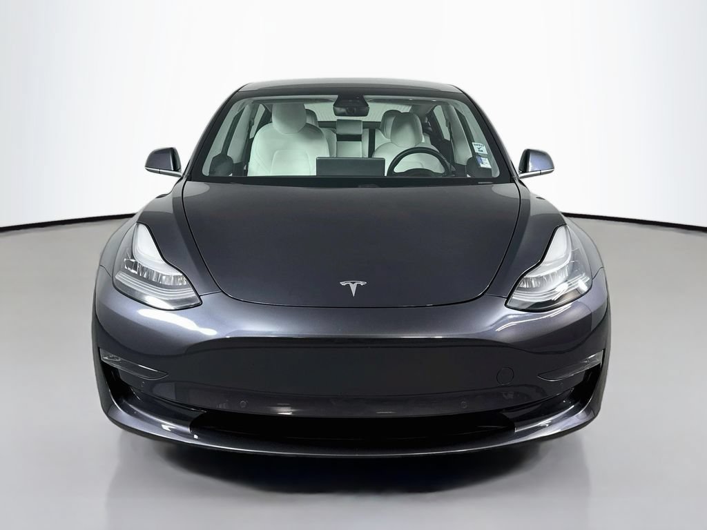 Used 2019 Tesla Model 3 Standard Range RWD image 2