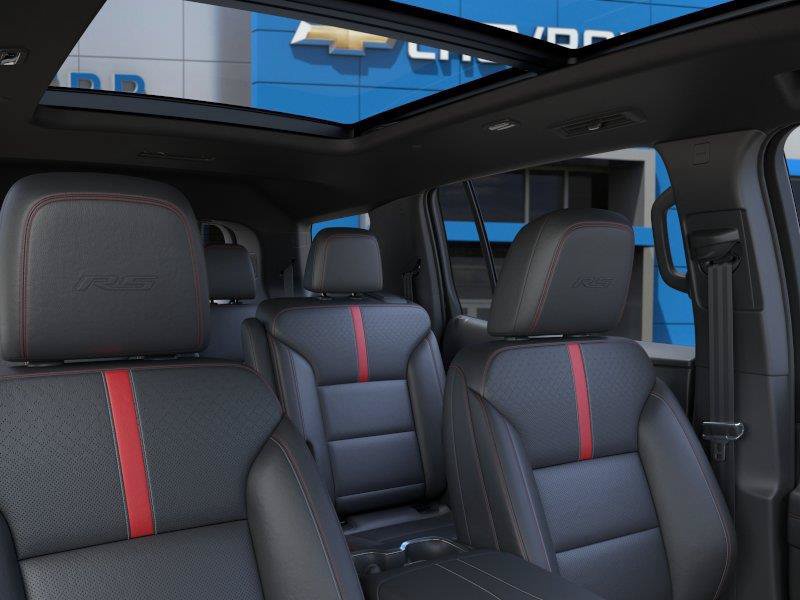 New 2027 Chevrolet Traverse RS w/ LPO, Floor Liner Package AWD/4WD image 24