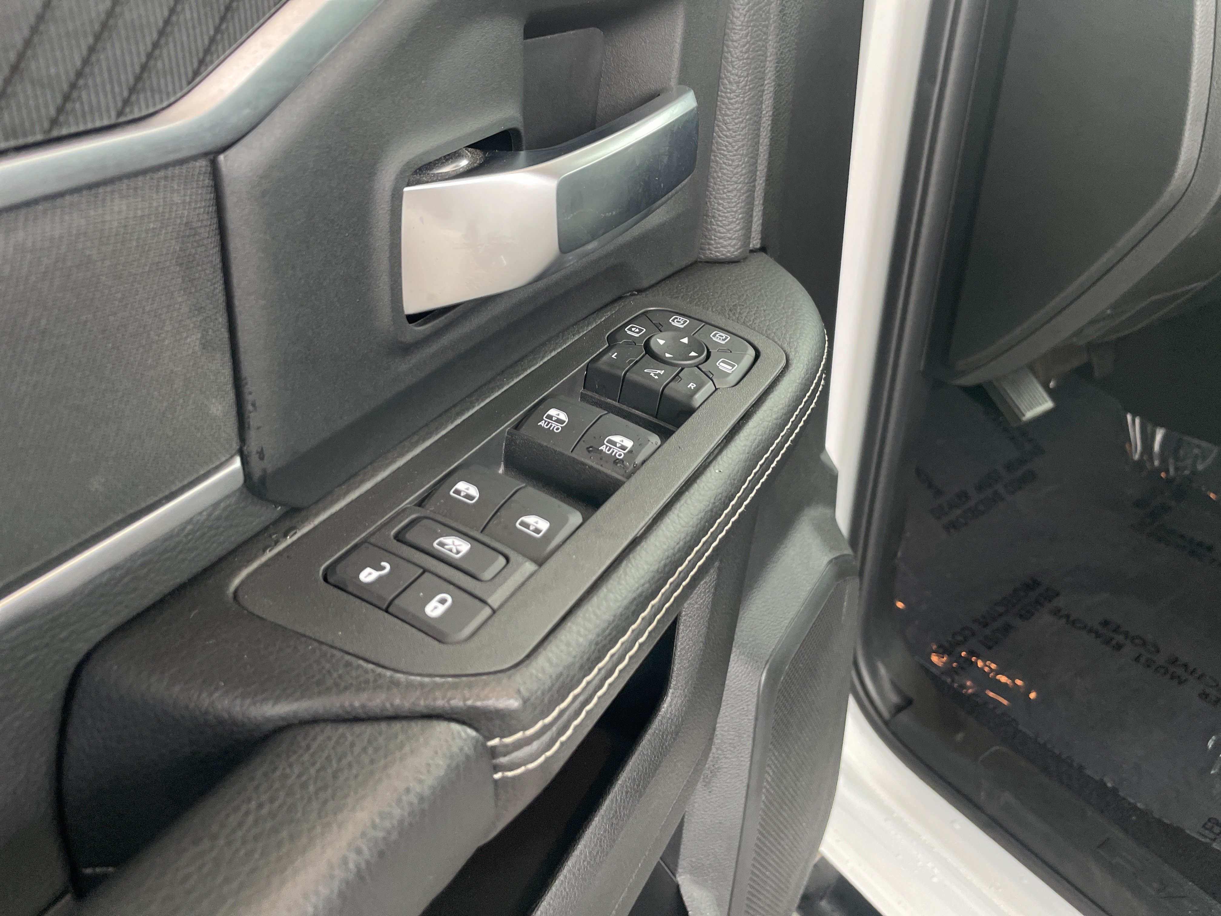 Used 2026 RAM 3500 Big Horn AWD/4WD image 14