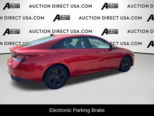 Used 2022 Hyundai Elantra SEL w/ Convenience Package FWD image 6