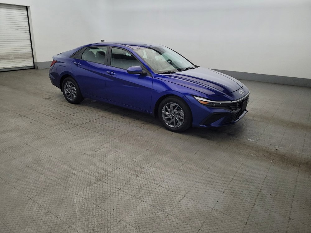 Used 2024 Hyundai Elantra SEL FWD image 11