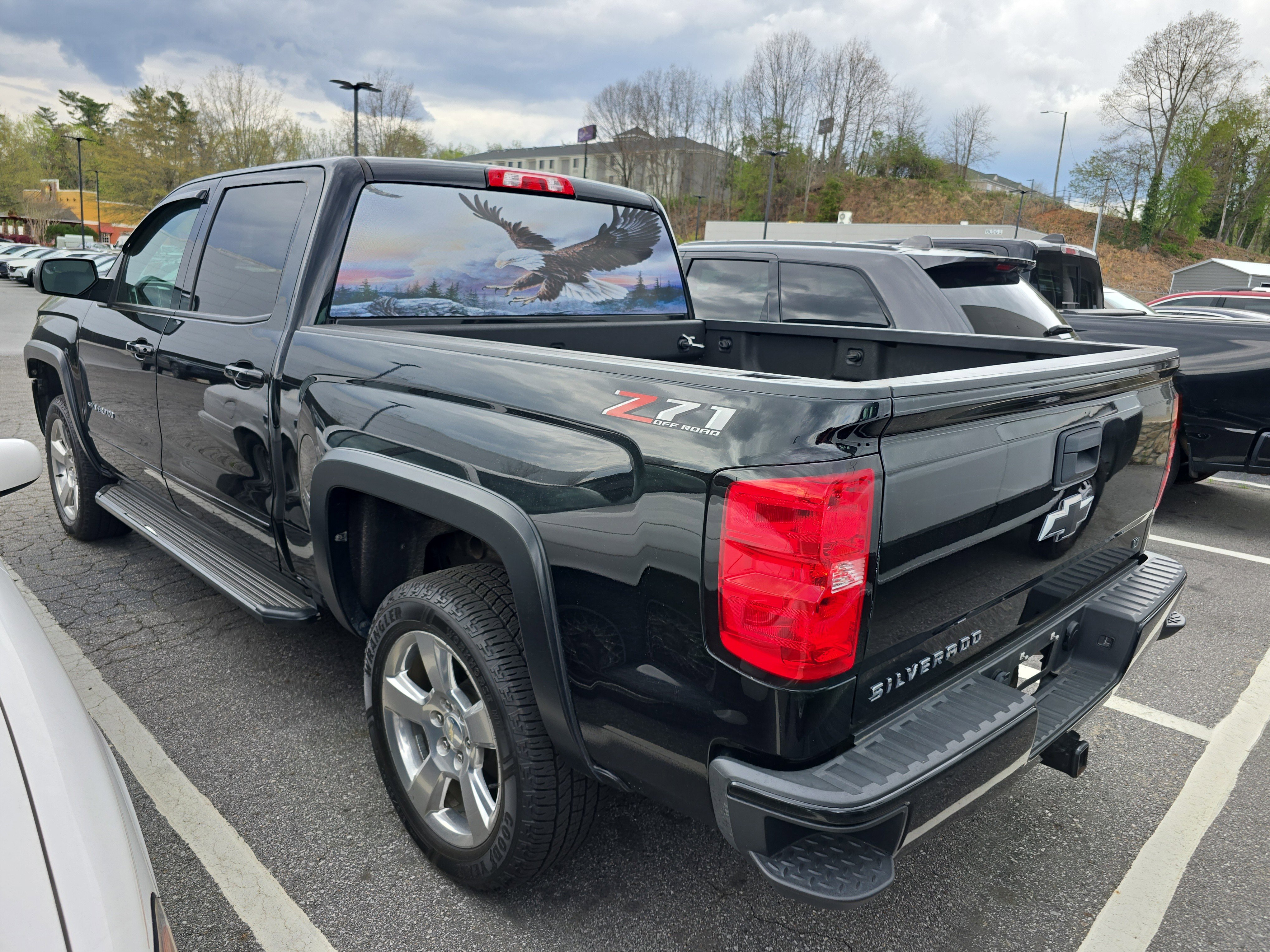Used 2018 Chevrolet Silverado 1500 LT w/ All Star Edition image 3