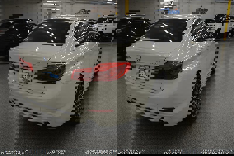 Used 2020 BMW 530e image 9