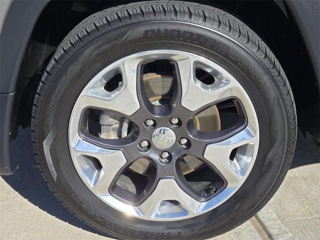 Used 2020 Jeep Compass Limited image 9