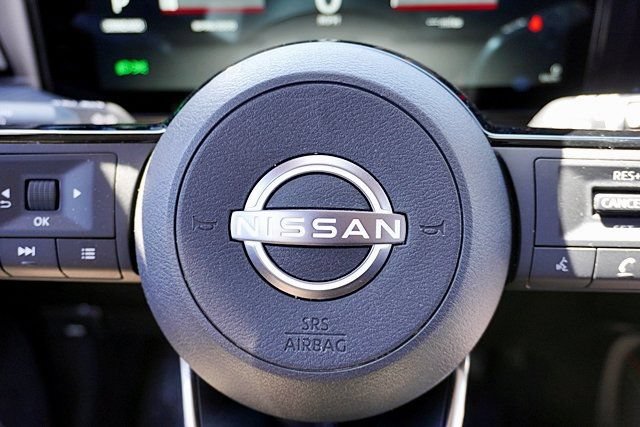 New 2026 Nissan Kicks SR w/ Cold Weather Package FWD image 45