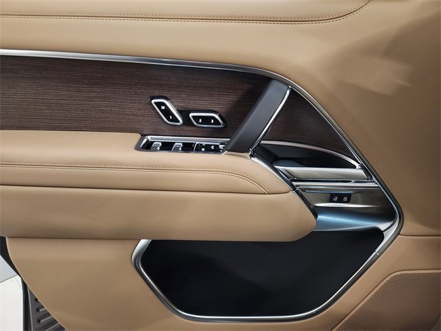New 2026 Land Rover Range Rover SE image 22