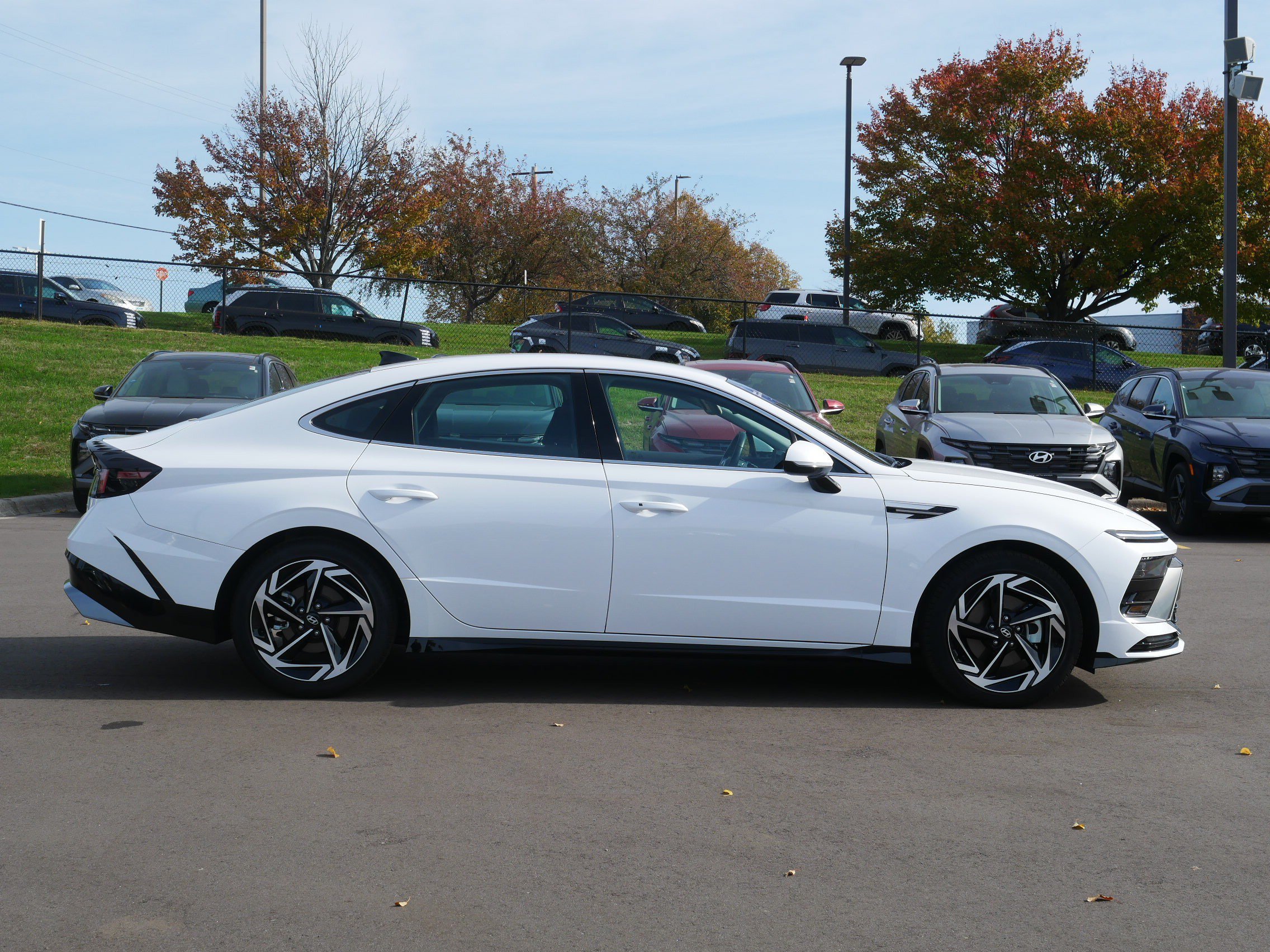 Certified 2026 Hyundai Sonata SEL AWD/4WD image 5