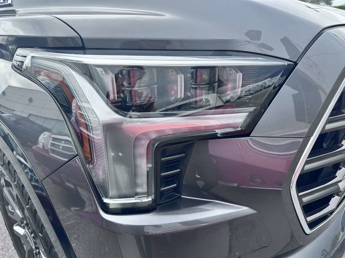 Used 2024 Toyota Sequoia Platinum image 29