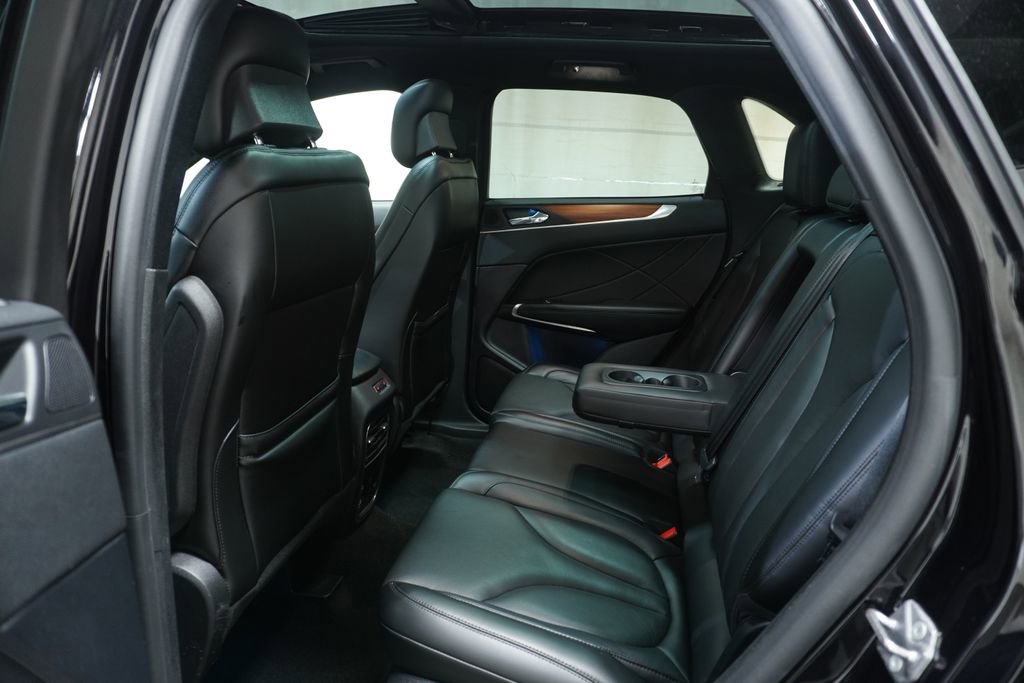 Used 2019 Lincoln MKC Reserve AWD/4WD image 14