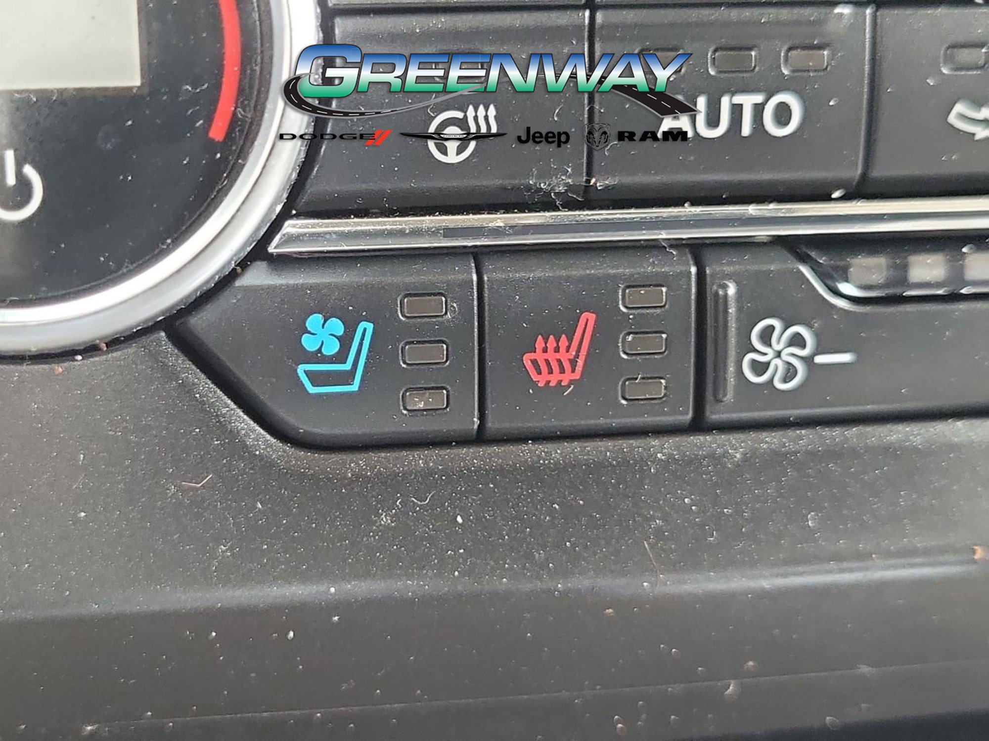 Used 2018 Ford Expedition Limited w/ Equipment Group 302A image 26