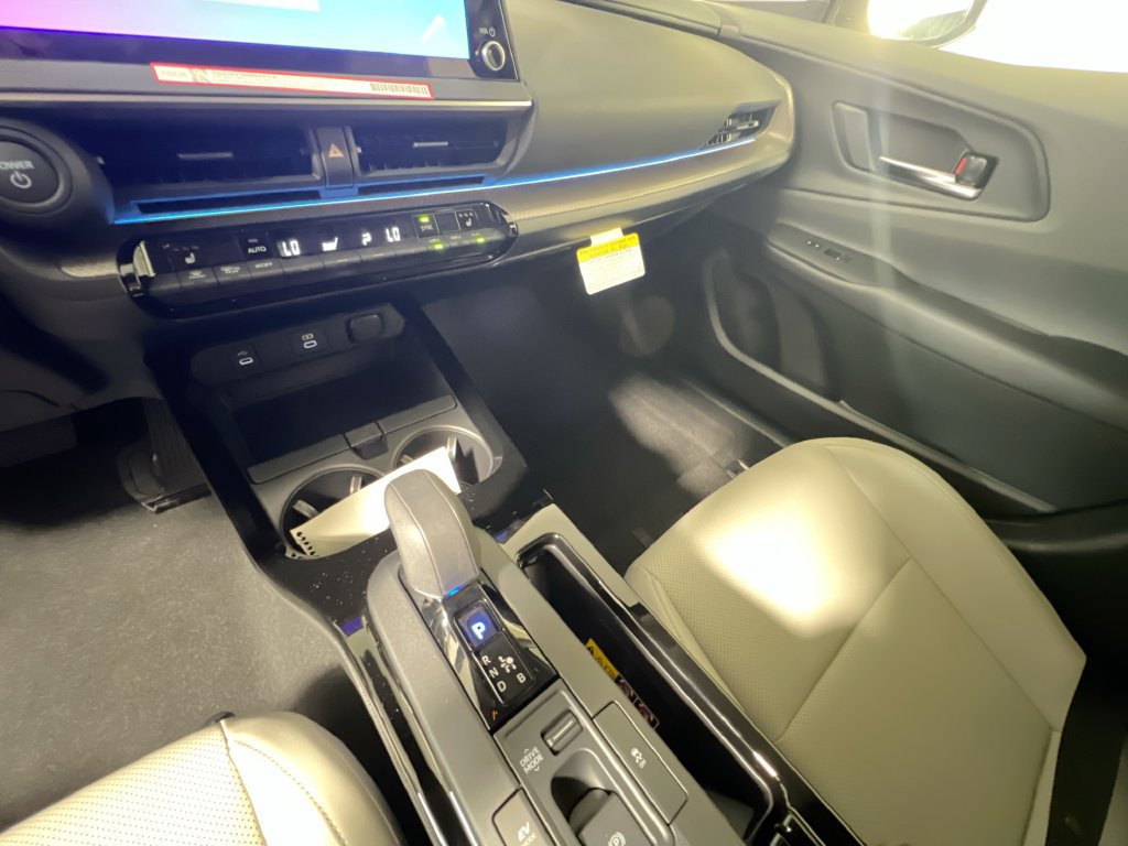 New 2027 Toyota Prius XLE FWD image 22