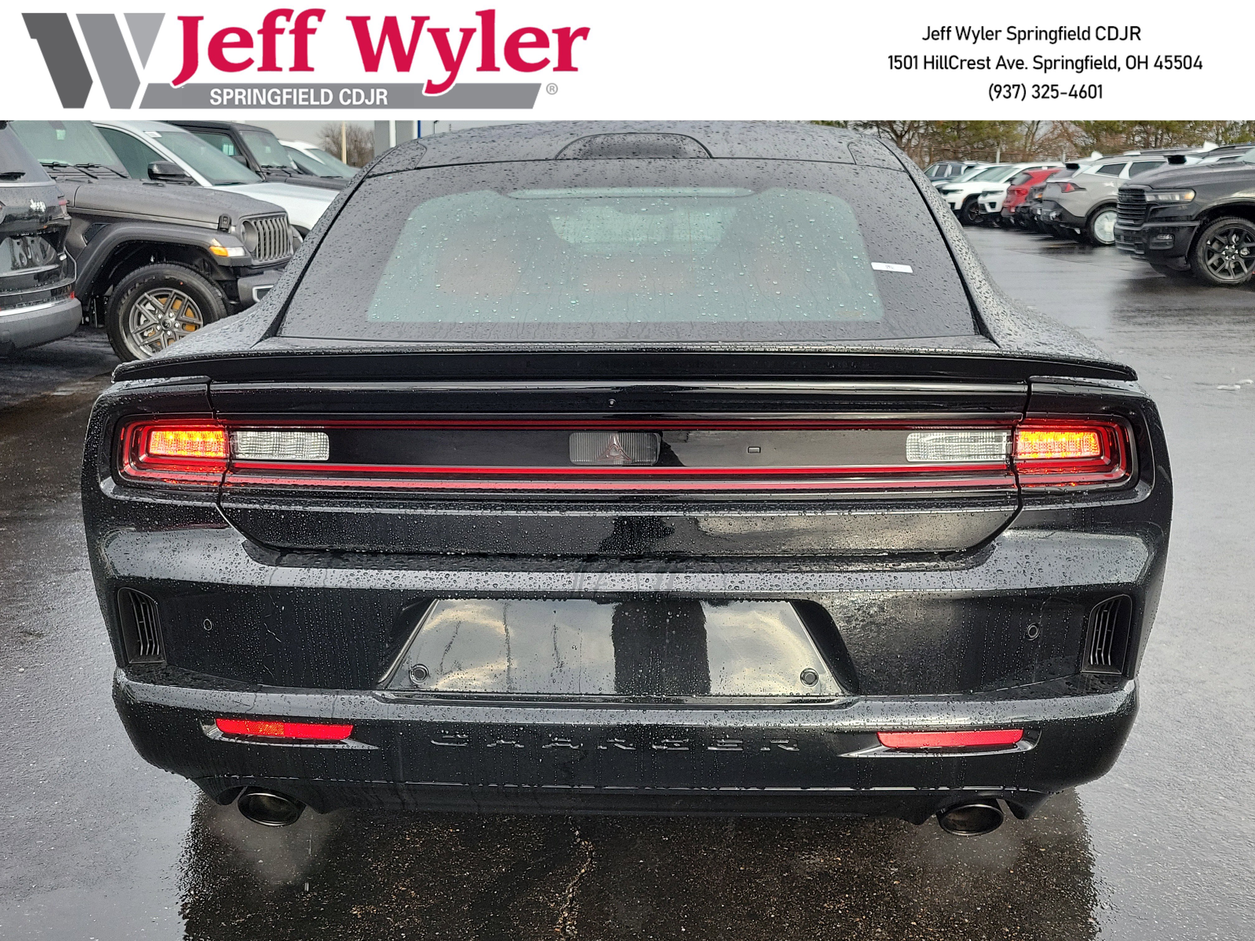 New 2026 Dodge Charger Daytona Scat Pack image 4