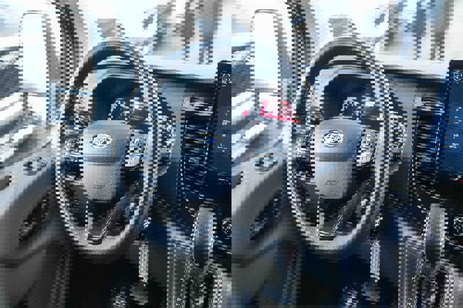 Used 2023 Ford Transit 350 XLT image 15