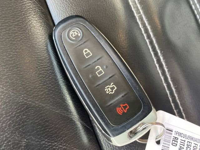 Used 2019 Ford Escape Titanium image 25