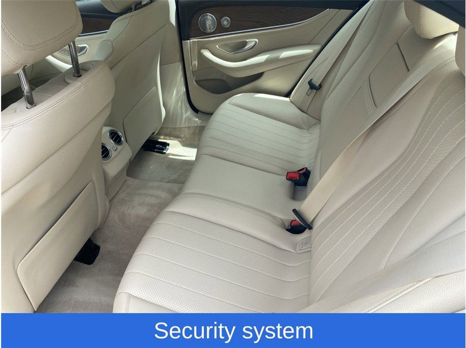 Used 2018 Mercedes-Benz E 300 w/ Premium 1 Package image 27