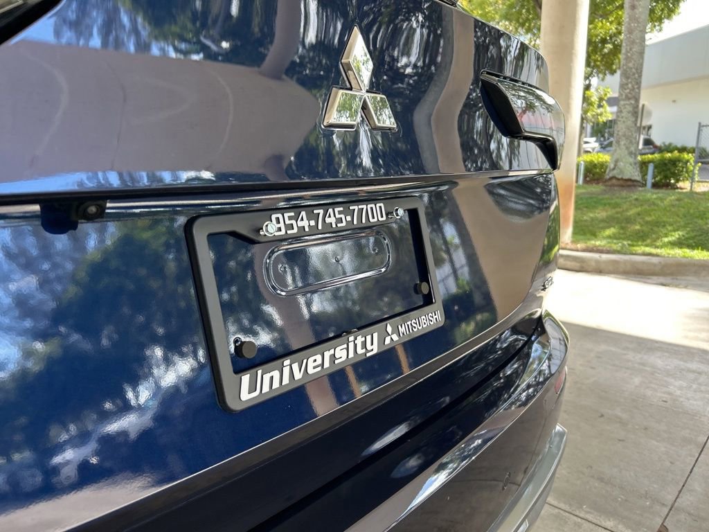 New 2025 Mitsubishi Outlander SEL image 19