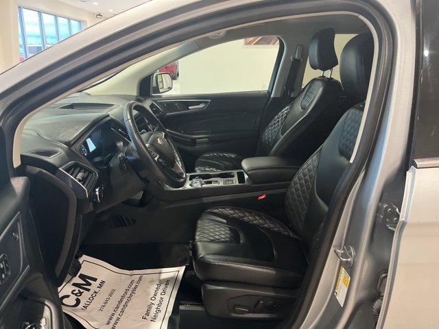 Used 2024 Ford Edge Titanium image 9