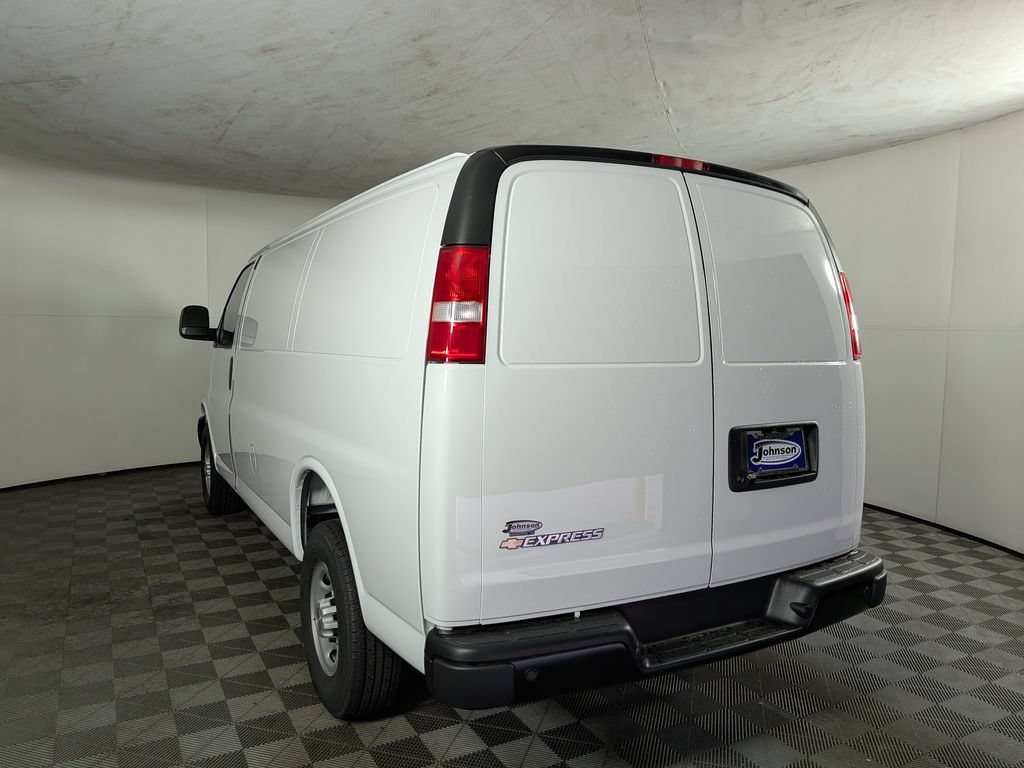 New 2026 Chevrolet Express 2500 w/ Driver Convenience Package RWD image 4
