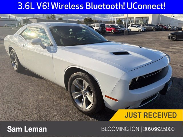 Used 2016 Dodge Challenger SXT