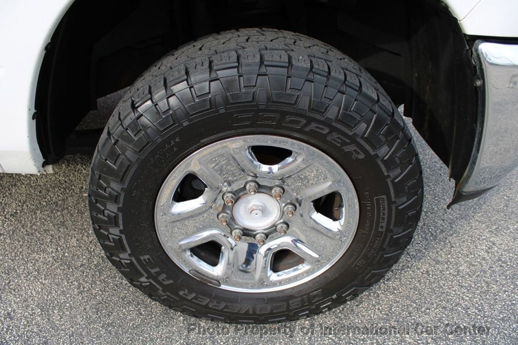 Used 2017 RAM 3500 Tradesman w/ Chrome Appearance Group image 33