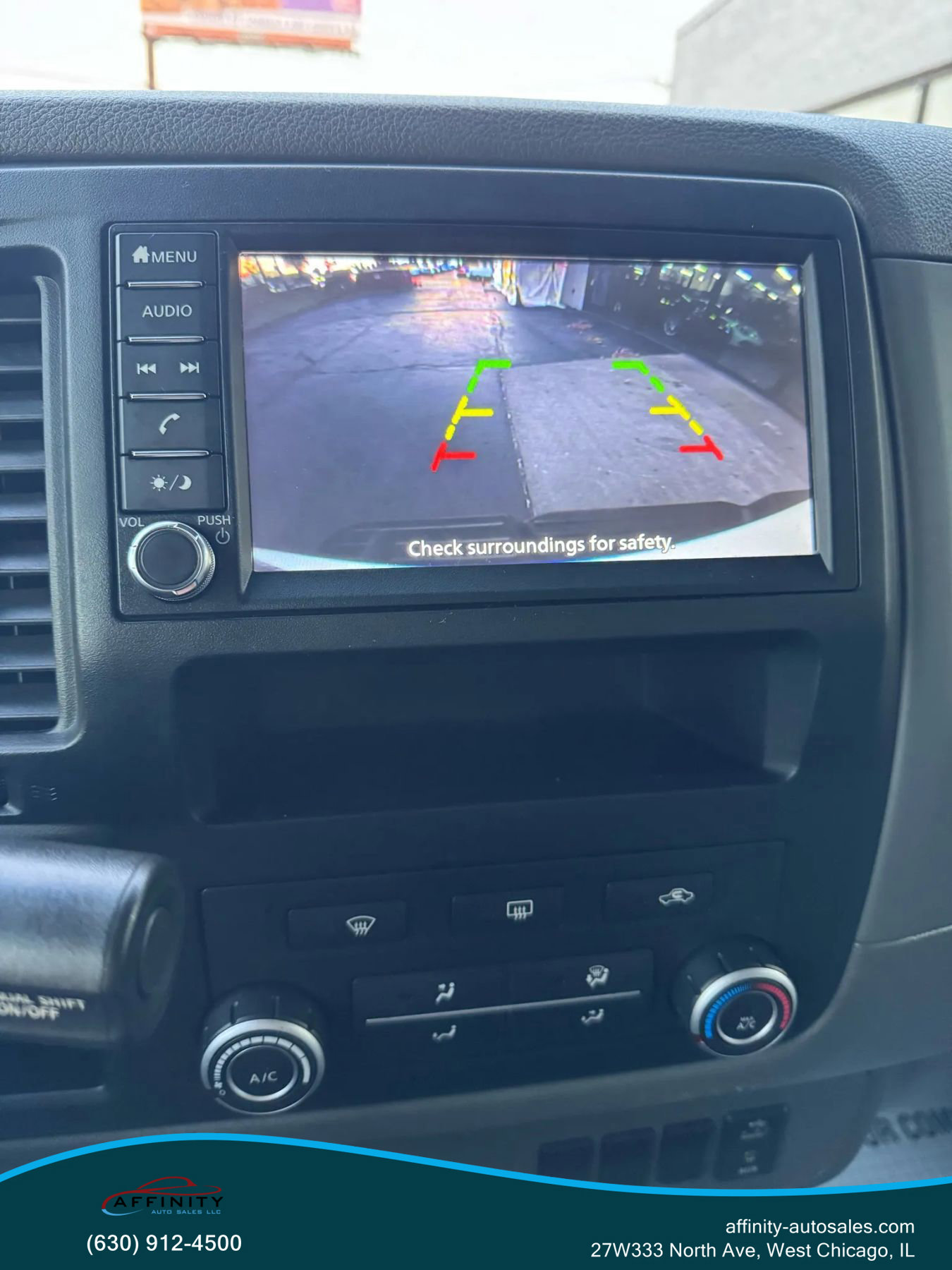 Used 2020 Nissan NV 3500 S image 26