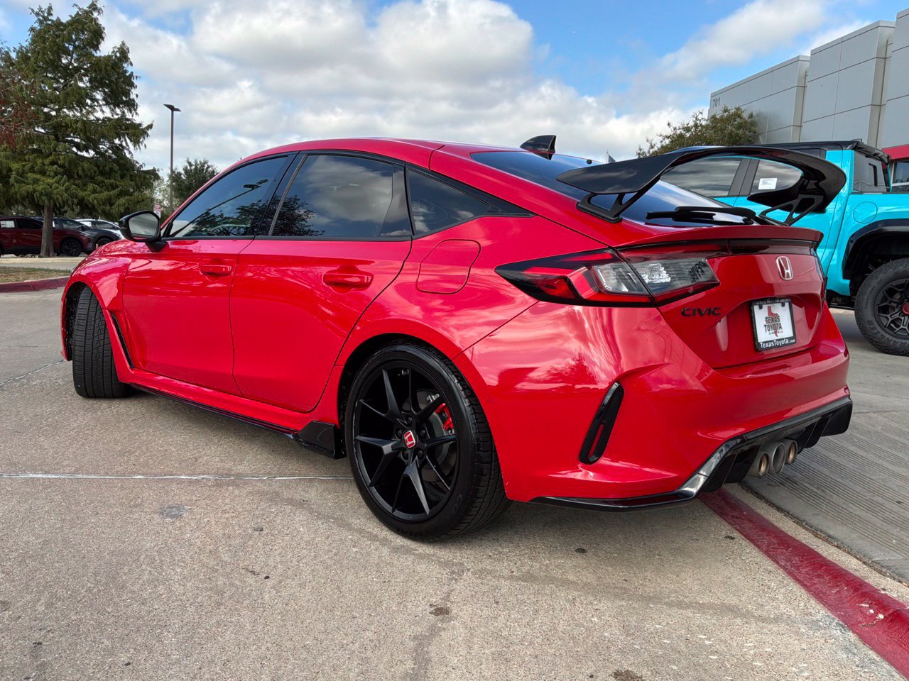 Used 2024 Honda Civic Type R image 8