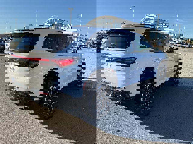 New 2026 Buick Enclave Sport Touring w/ Power Package image 24