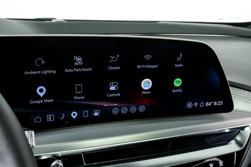 Certified 2026 Cadillac Lyriq V AWD/4WD image 15