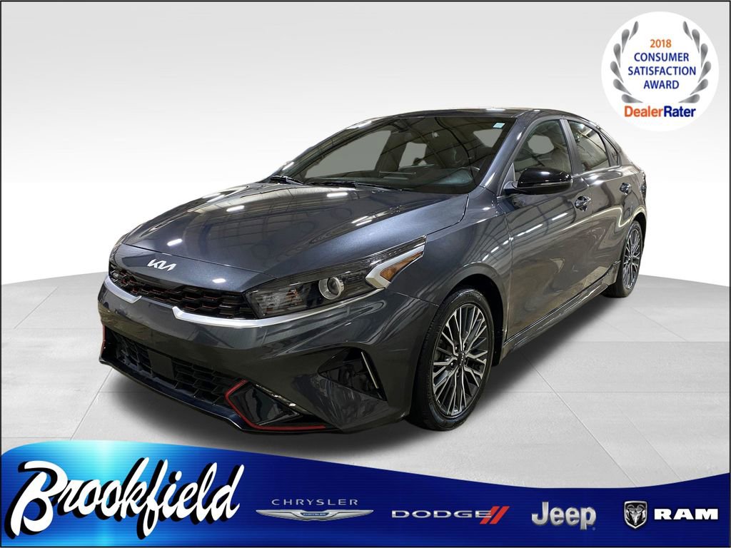 Used 2024 Kia Forte GT-Line w/ GT-Line Premium Package image 3