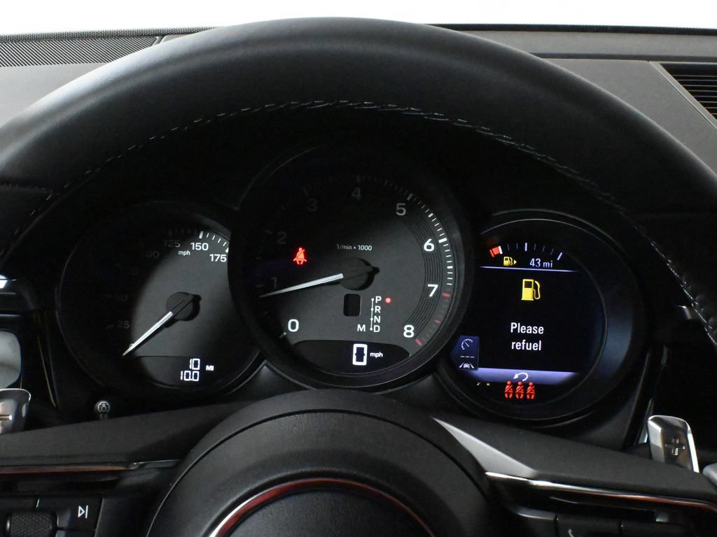 Used 2026 Porsche Macan AWD/4WD image 18