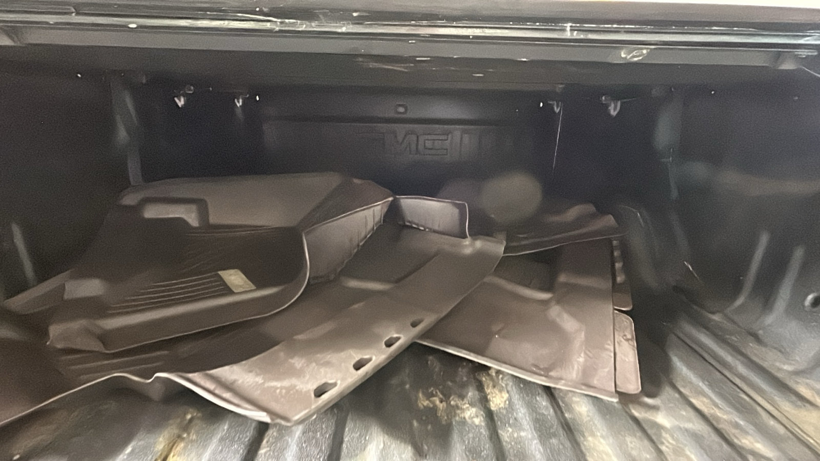 Used 2018 GMC Sierra 1500 SLT AWD/4WD image 35