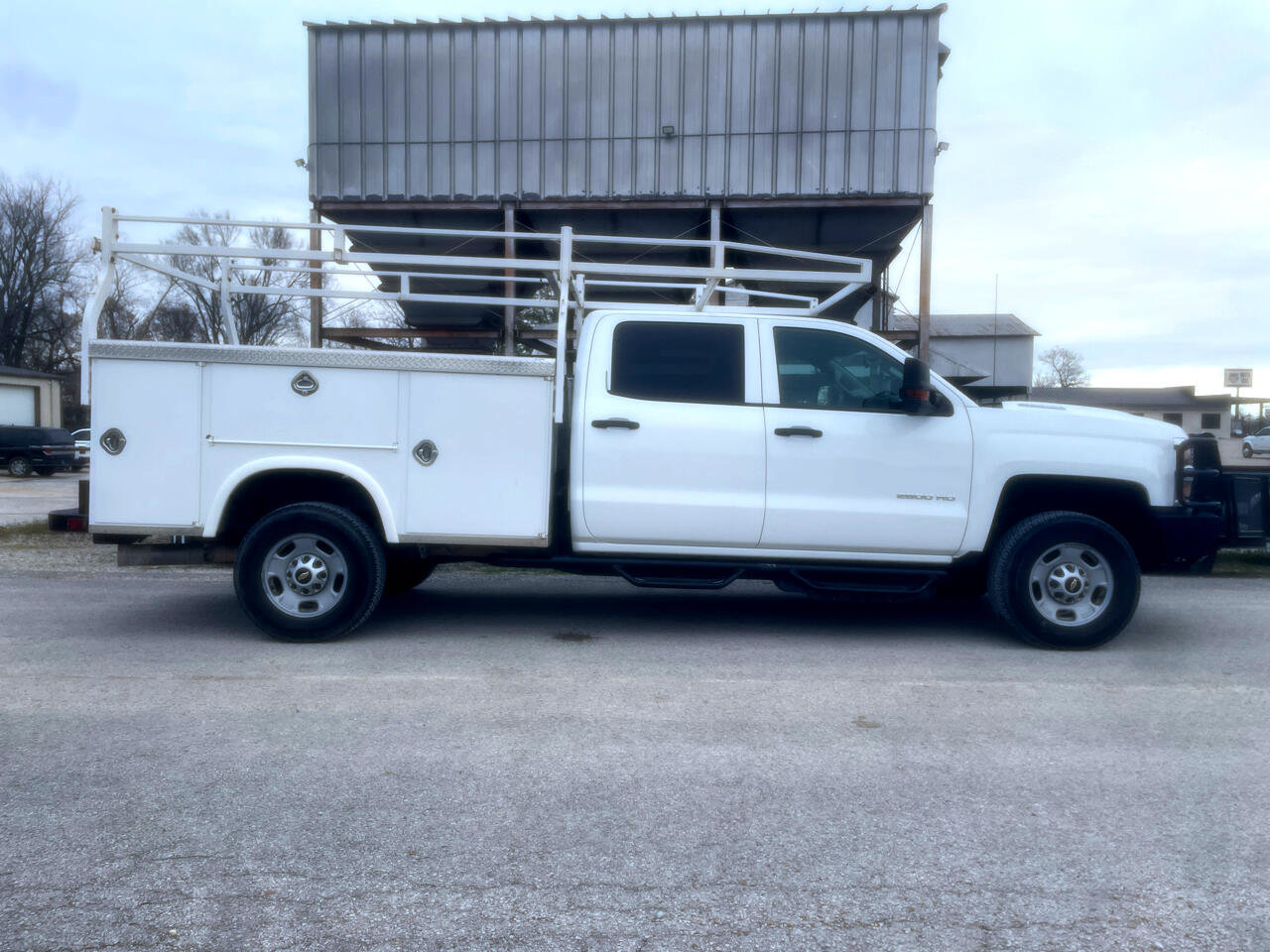 Used 2019 Chevrolet Silverado 2500 W/T w/ WT Convenience Package image 8