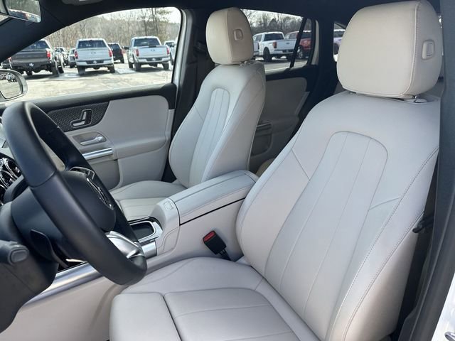 Used 2025 Mercedes-Benz GLA 250 4MATIC image 15