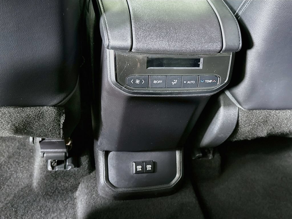 Certified 2021 Toyota Highlander XSE AWD/4WD image 30