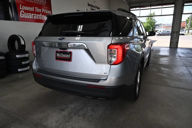 Used 2020 Ford Explorer XLT w/ Comfort Package AWD/4WD image 6